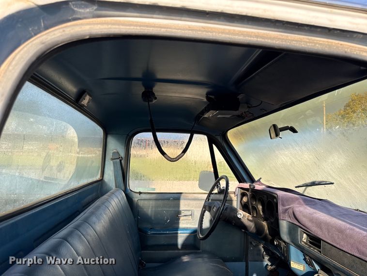 image for item DY8281 1986 Chevrolet C20 