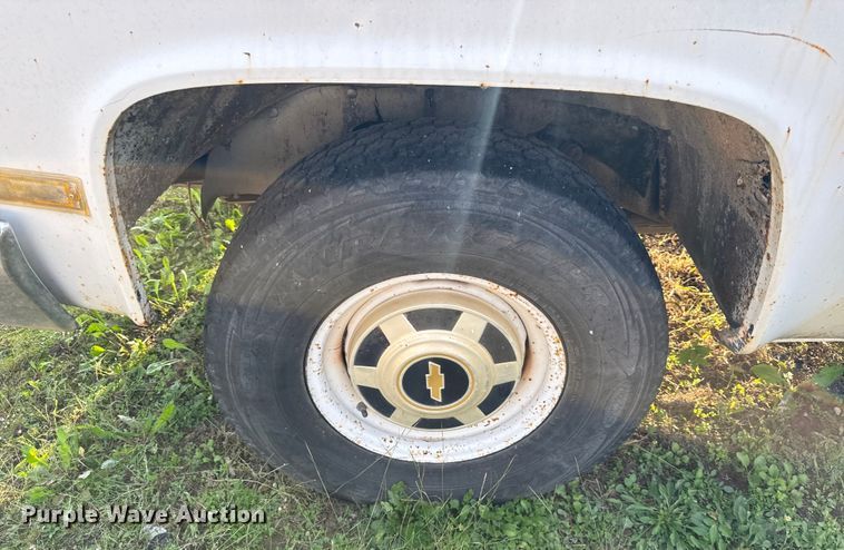 image for item DY8281 1986 Chevrolet C20 