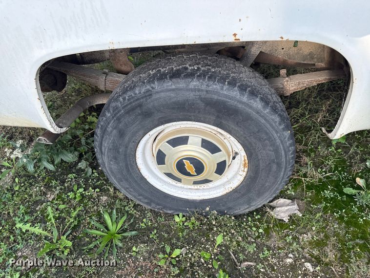 image for item DY8281 1986 Chevrolet C20 