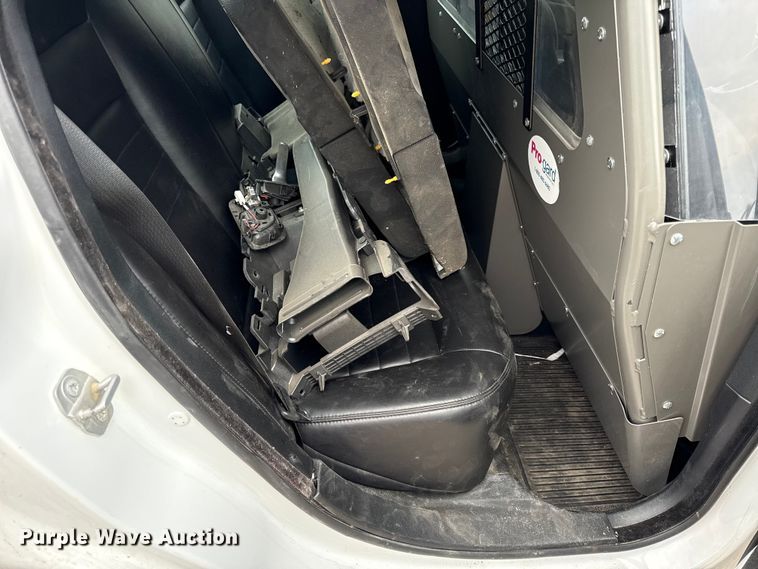 image for item DY8297 2018 Dodge Charger Police 