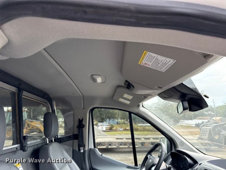 image for item DY8298 2019 Ford Transit 150 van