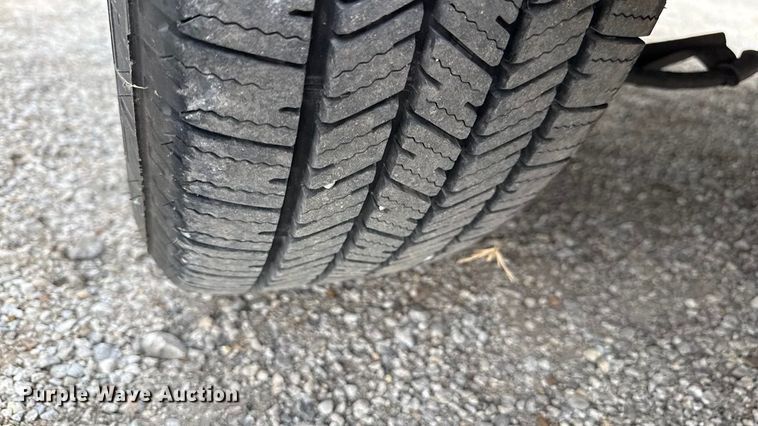 image for item DY8298 2019 Ford Transit 150 van