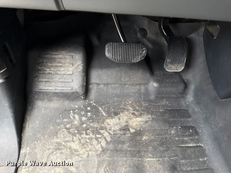 image for item DY8299 2021 Ford F150 XL SuperCrew pickup truck