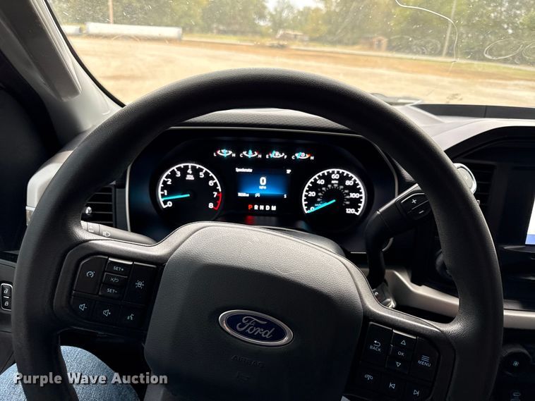 image for item DY8299 2021 Ford F150 XL SuperCrew pickup truck