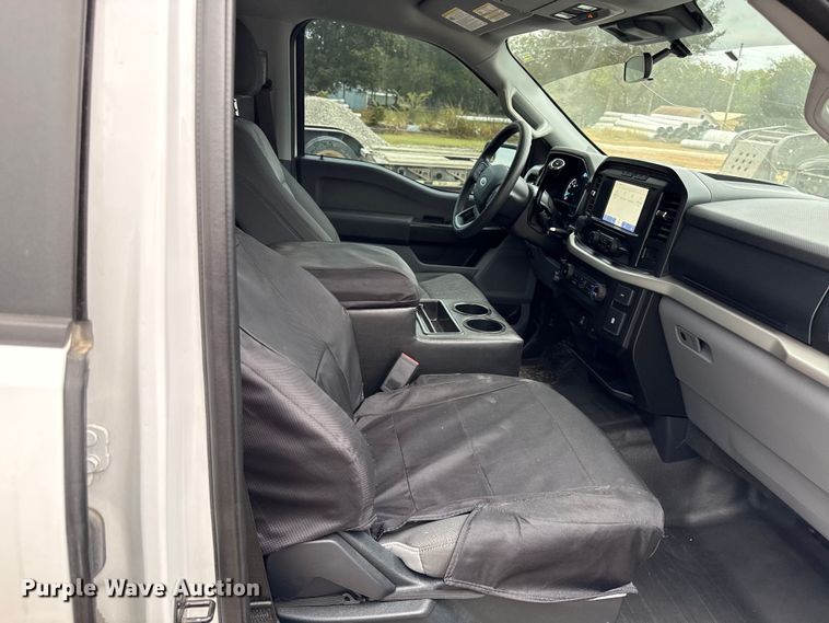 image for item DY8299 2021 Ford F150 XL SuperCrew pickup truck