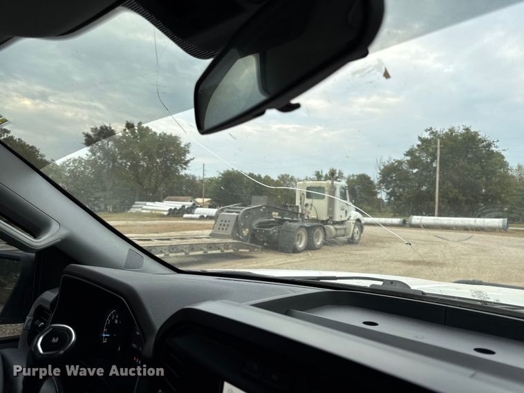 image for item DY8299 2021 Ford F150 XL SuperCrew pickup truck