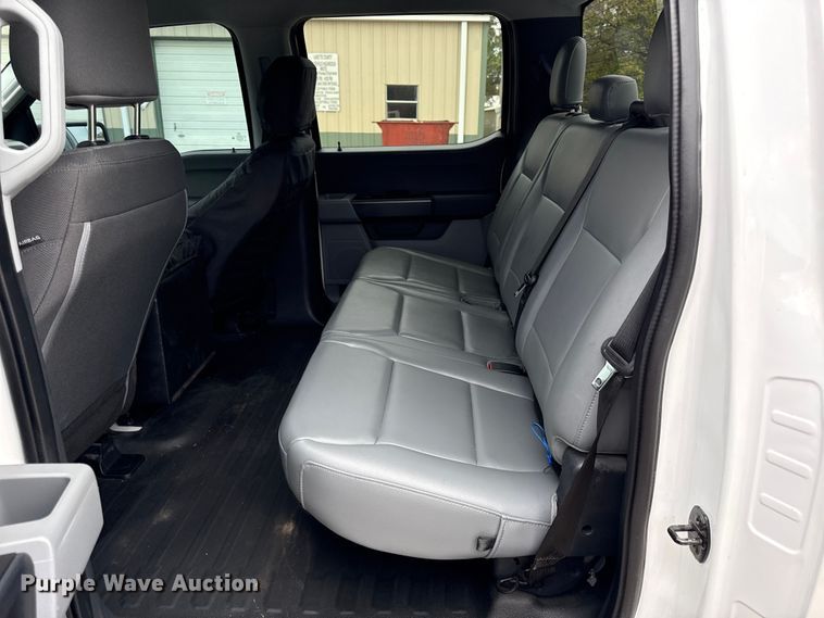 image for item DY8299 2021 Ford F150 XL SuperCrew pickup truck