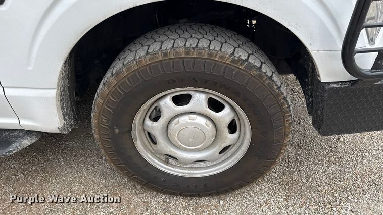 image for item DY8299 2021 Ford F150 XL SuperCrew pickup truck