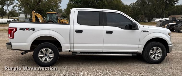 image for item DY8301 2016 Ford F150 XLT SuperCrew pickup truck