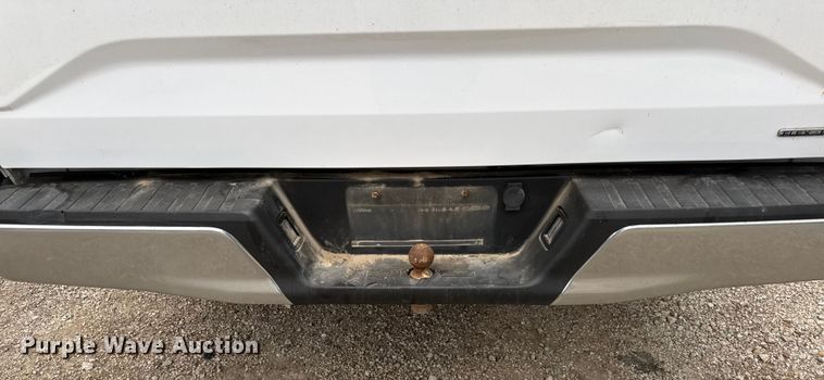 image for item DY8301 2016 Ford F150 XLT SuperCrew pickup truck