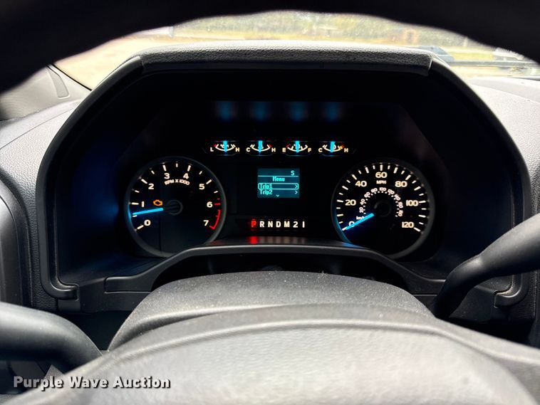 image for item DY8301 2016 Ford F150 XLT SuperCrew pickup truck