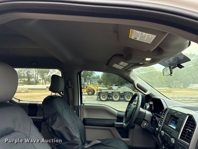 image for item DY8301 2016 Ford F150 XLT SuperCrew pickup truck