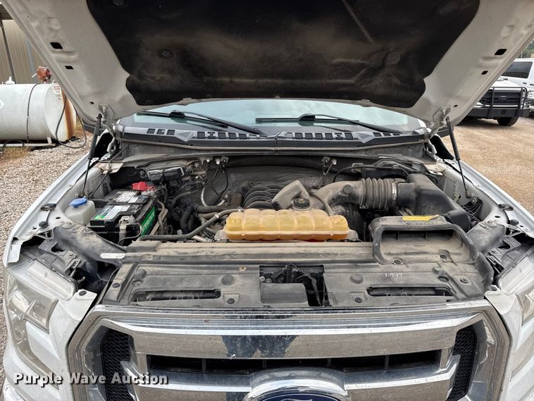 image for item DY8301 2016 Ford F150 XLT SuperCrew pickup truck