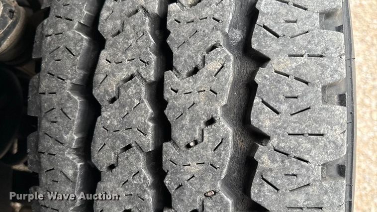 image for item DY8301 2016 Ford F150 XLT SuperCrew pickup truck