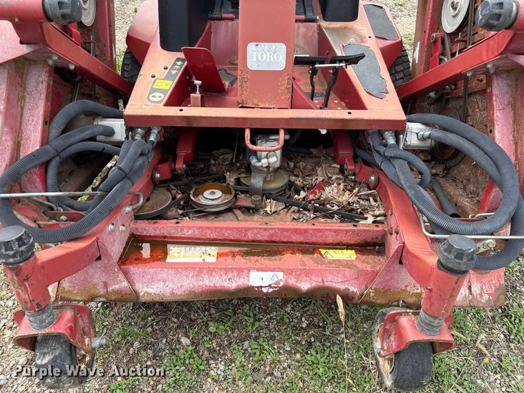 image for item DY8305 Toro Groundsmaster 4100D lawn mower