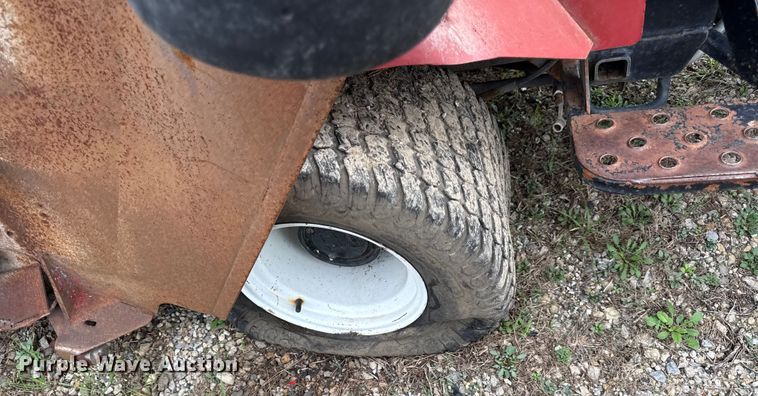 image for item DY8305 Toro Groundsmaster 4100D lawn mower