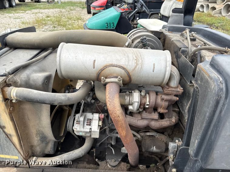 image for item DY8305 Toro Groundsmaster 4100D lawn mower