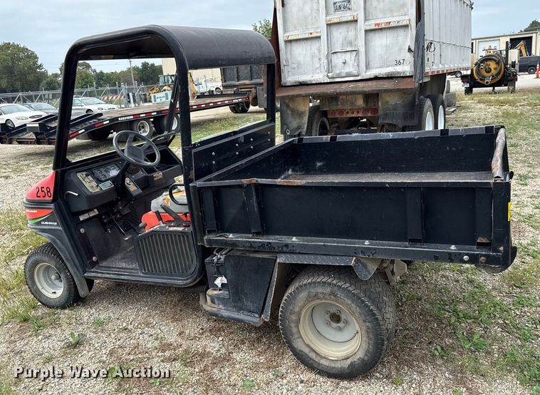image for item DY8306  (2) Cushman Turf-Truckster utility vehicles