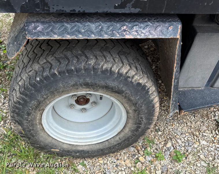 image for item DY8306  (2) Cushman Turf-Truckster utility vehicles