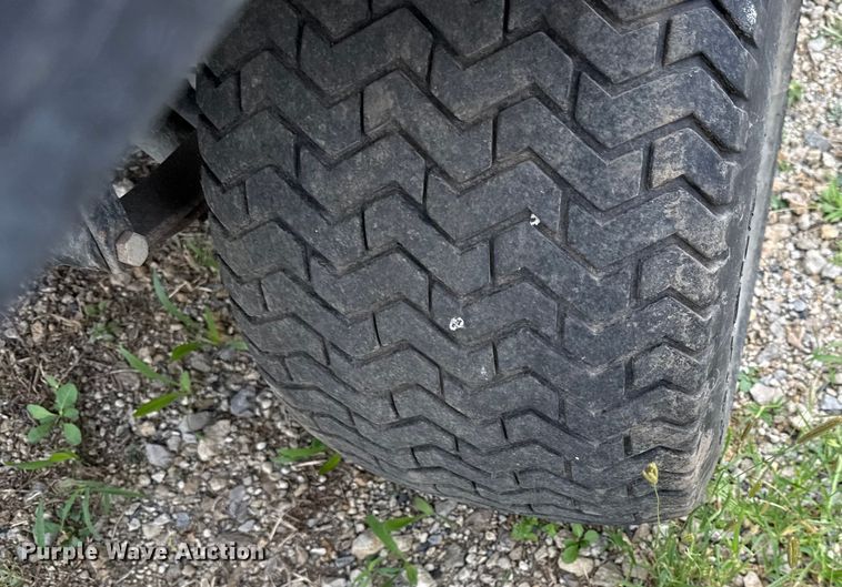 image for item DY8306  (2) Cushman Turf-Truckster utility vehicles