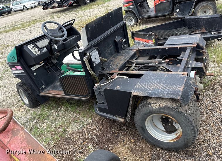 image for item DY8306  (2) Cushman Turf-Truckster utility vehicles