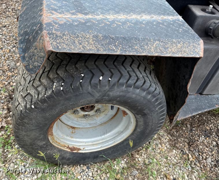 image for item DY8306  (2) Cushman Turf-Truckster utility vehicles