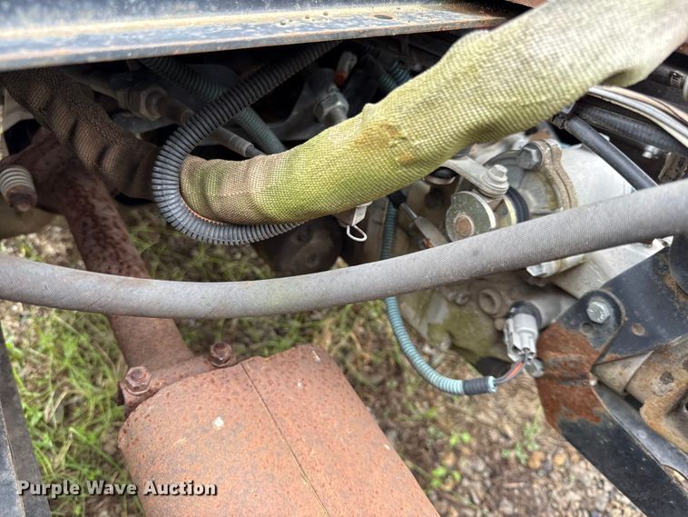 image for item DY8306  (2) Cushman Turf-Truckster utility vehicles