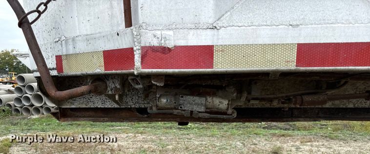 image for item DY8309 1975 Schien end dump trailer