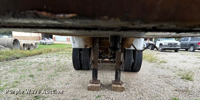 image for item DY8309 1975 Schien end dump trailer