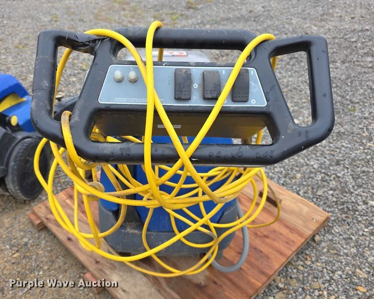 image for item DZ3483 Janitorial equipment