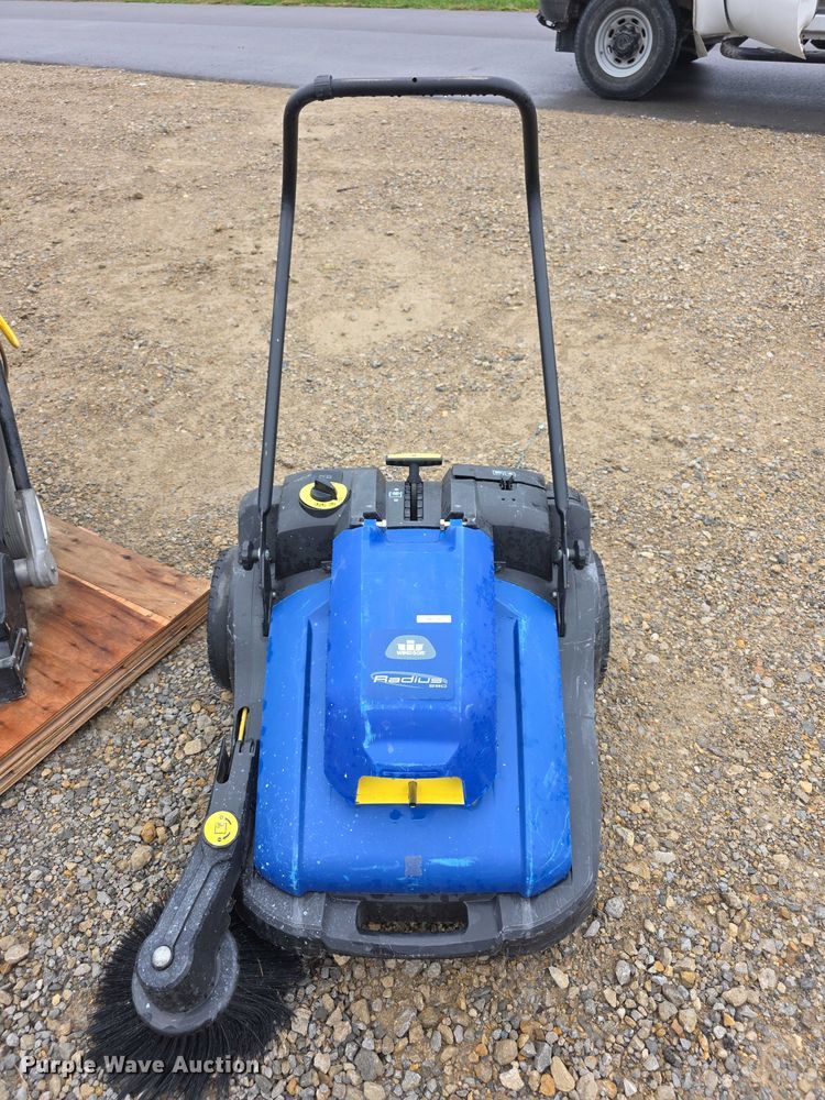 image for item DZ3483 Janitorial equipment