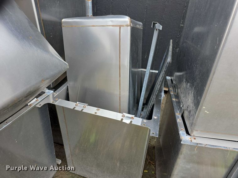 image for item DZ3496 (23) Shor-Line animal cages