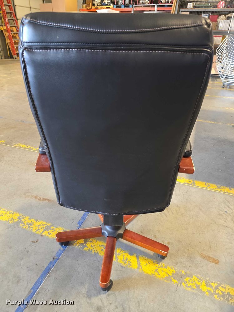 image for item DZ3555 Furniture