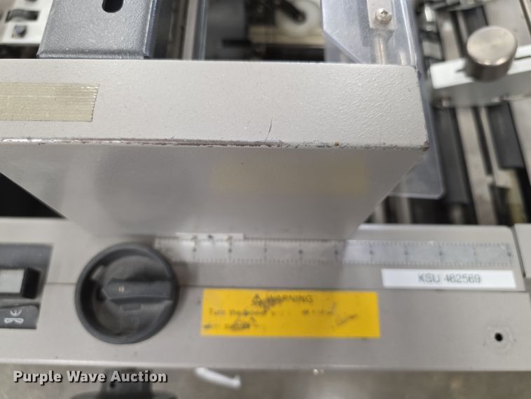 image for item DZ6423 Horizon FC11 collator/stitcher/trimmer