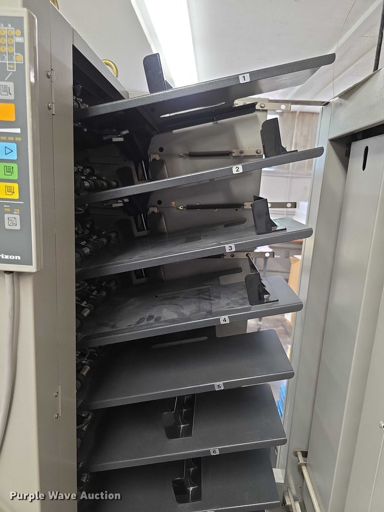 image for item DZ6423 Horizon FC11 collator/stitcher/trimmer