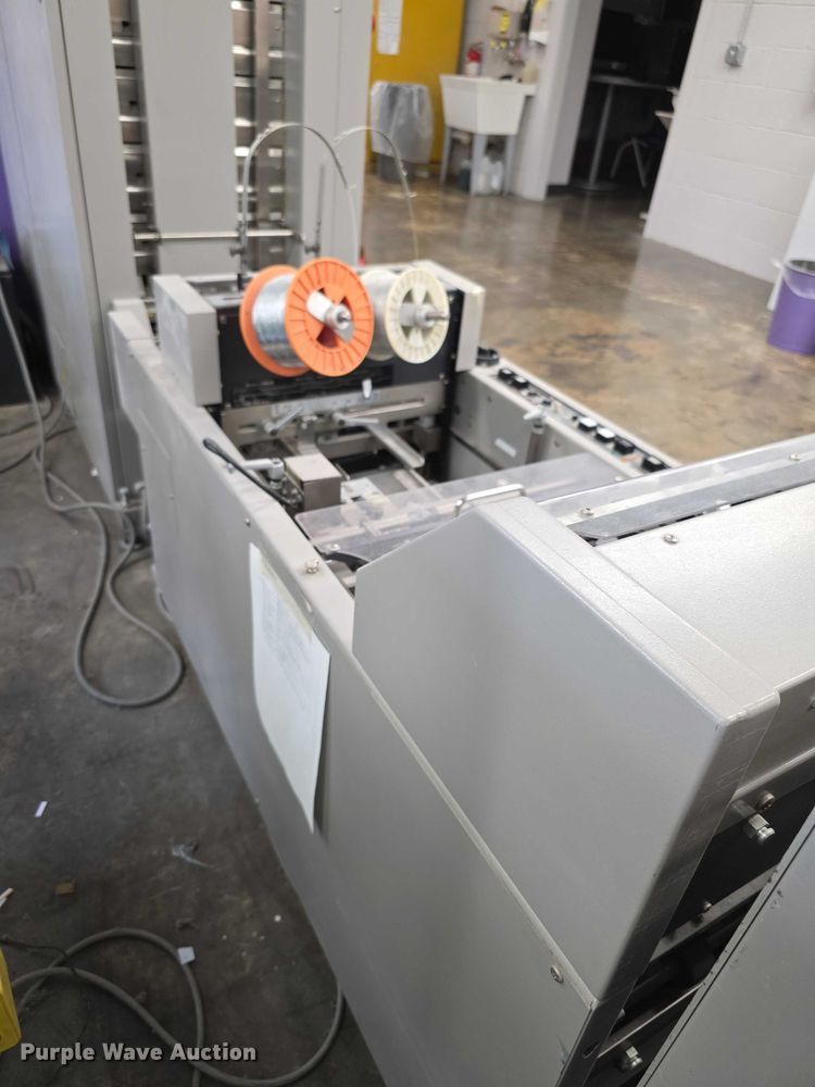 image for item DZ6423 Horizon FC11 collator/stitcher/trimmer