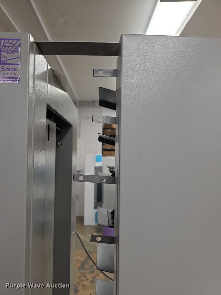 image for item DZ6423 Horizon FC11 collator/stitcher/trimmer