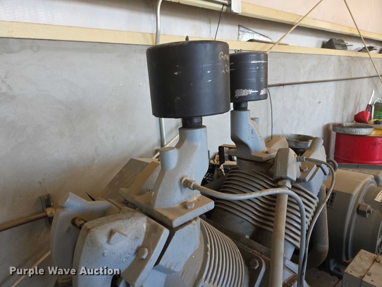 image for item DZ6454 Gardner-Denver R70 air compressor