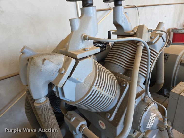 image for item DZ6454 Gardner-Denver R70 air compressor