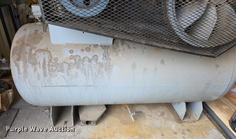 image for item DZ6455 2003 Gardner-Denver R70 air compressor