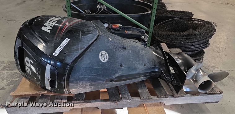 image for item DZ6470 2019 Mercury 1F904531D outboard engine