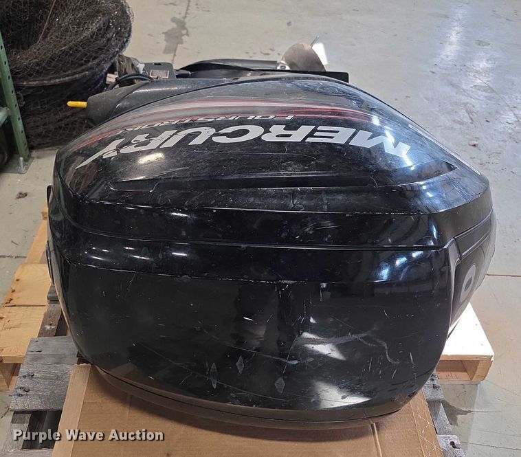 image for item DZ6470 2019 Mercury 1F904531D outboard engine