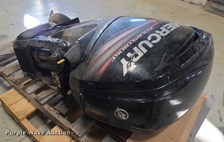 image for item DZ6470 2019 Mercury 1F904531D outboard engine