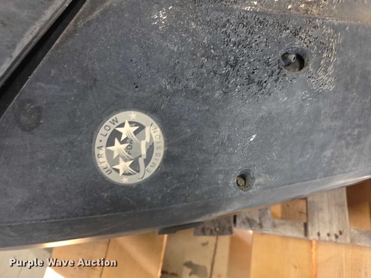 image for item DZ6470 2019 Mercury 1F904531D outboard engine