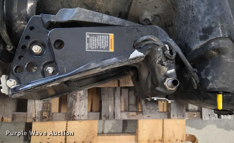 image for item DZ6470 2019 Mercury 1F904531D outboard engine