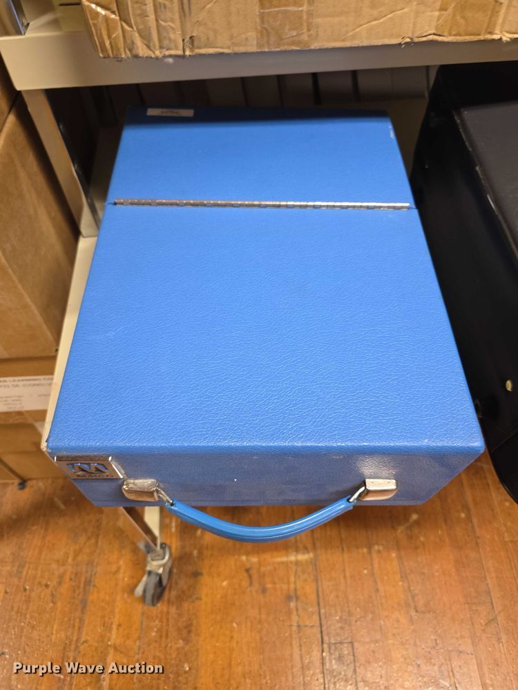 image for item DZ6480 Office supplies and equipment