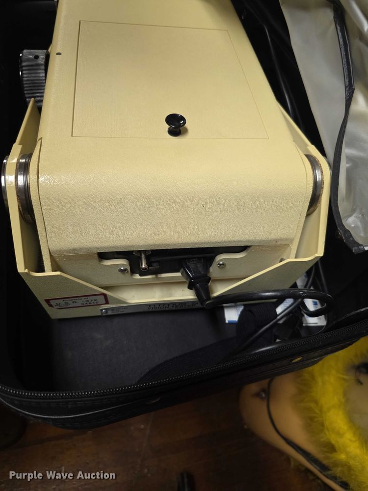 image for item DZ6480 Office supplies and equipment