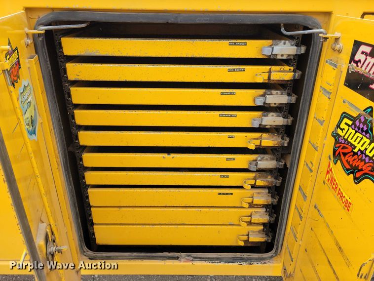 image for item DZ6710 1992 Ford F450 Super Duty utility / service truck