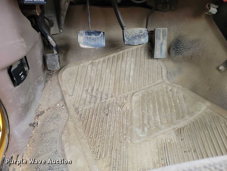 image for item DZ6710 1992 Ford F450 Super Duty utility / service truck