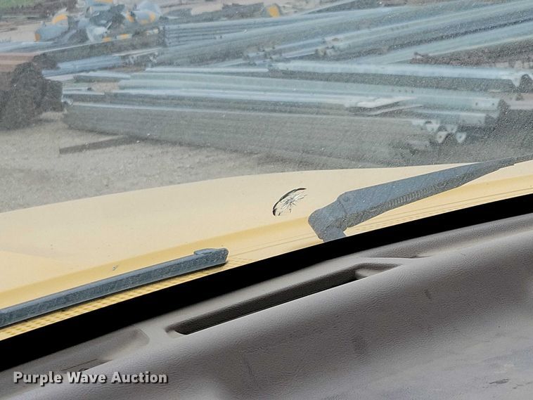 image for item DZ6710 1992 Ford F450 Super Duty utility / service truck